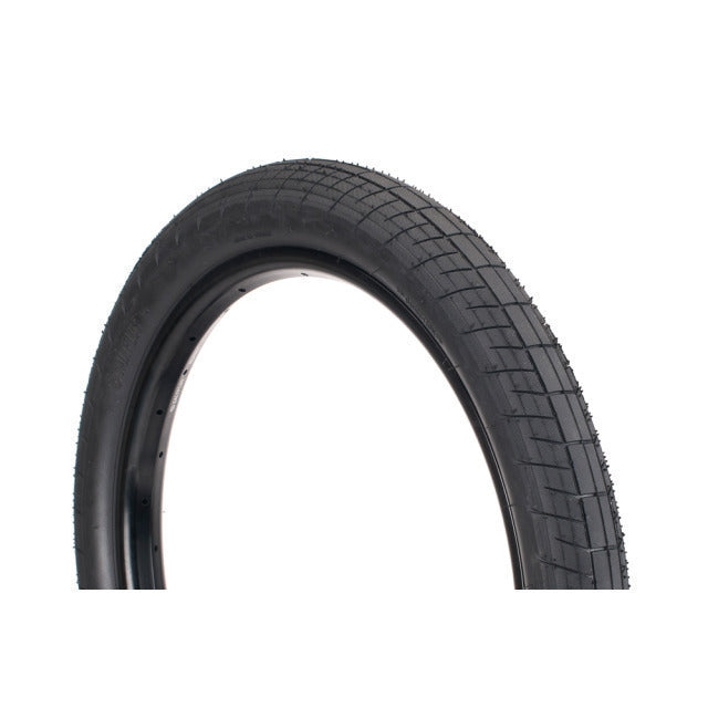 SALTPLUS Sting Tire