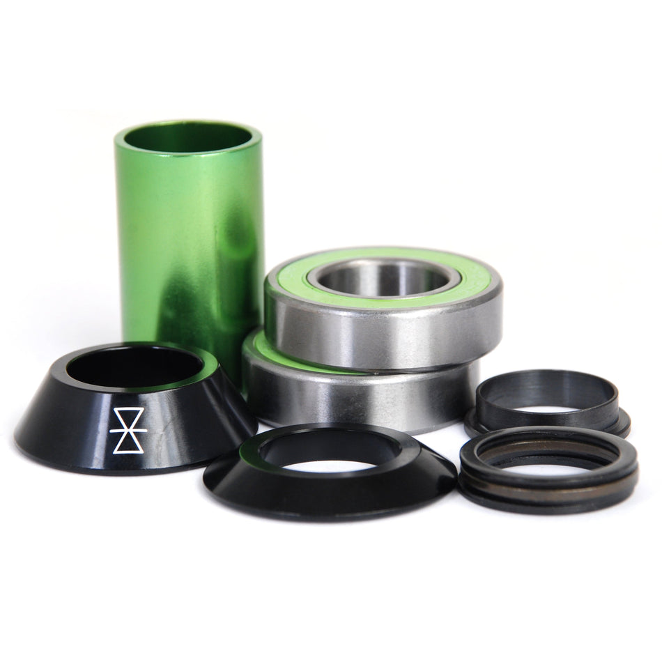 Firma v2 Mid Bottom Bracket Black