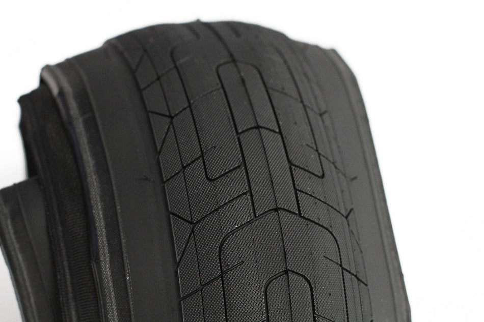Colony Grip Lock LITE Tyre FOLDING Bead 20 x 2.2"