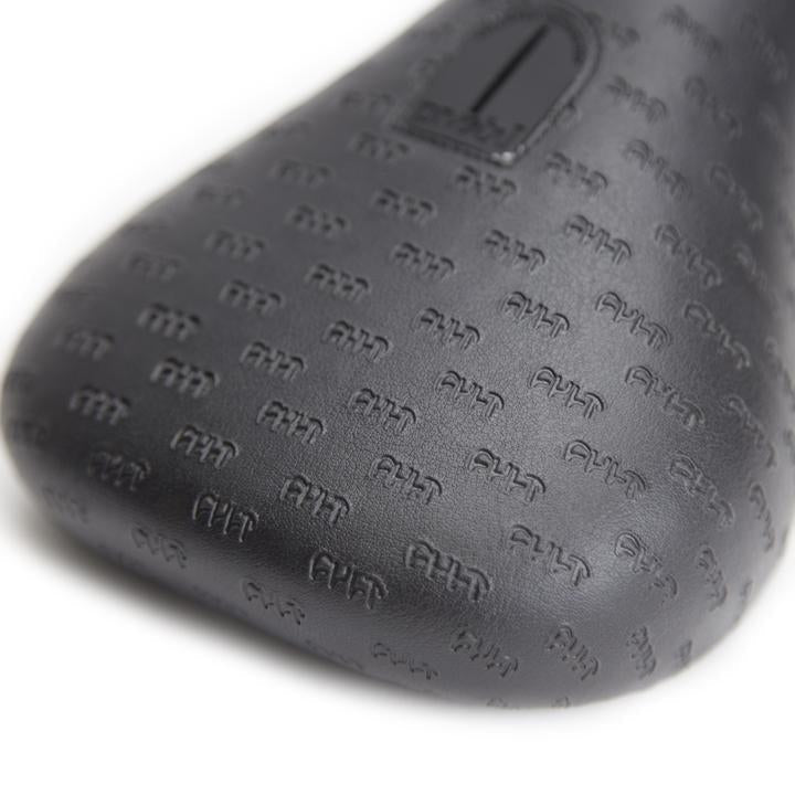 Cult All Over Mid Pivotal Seat - Black