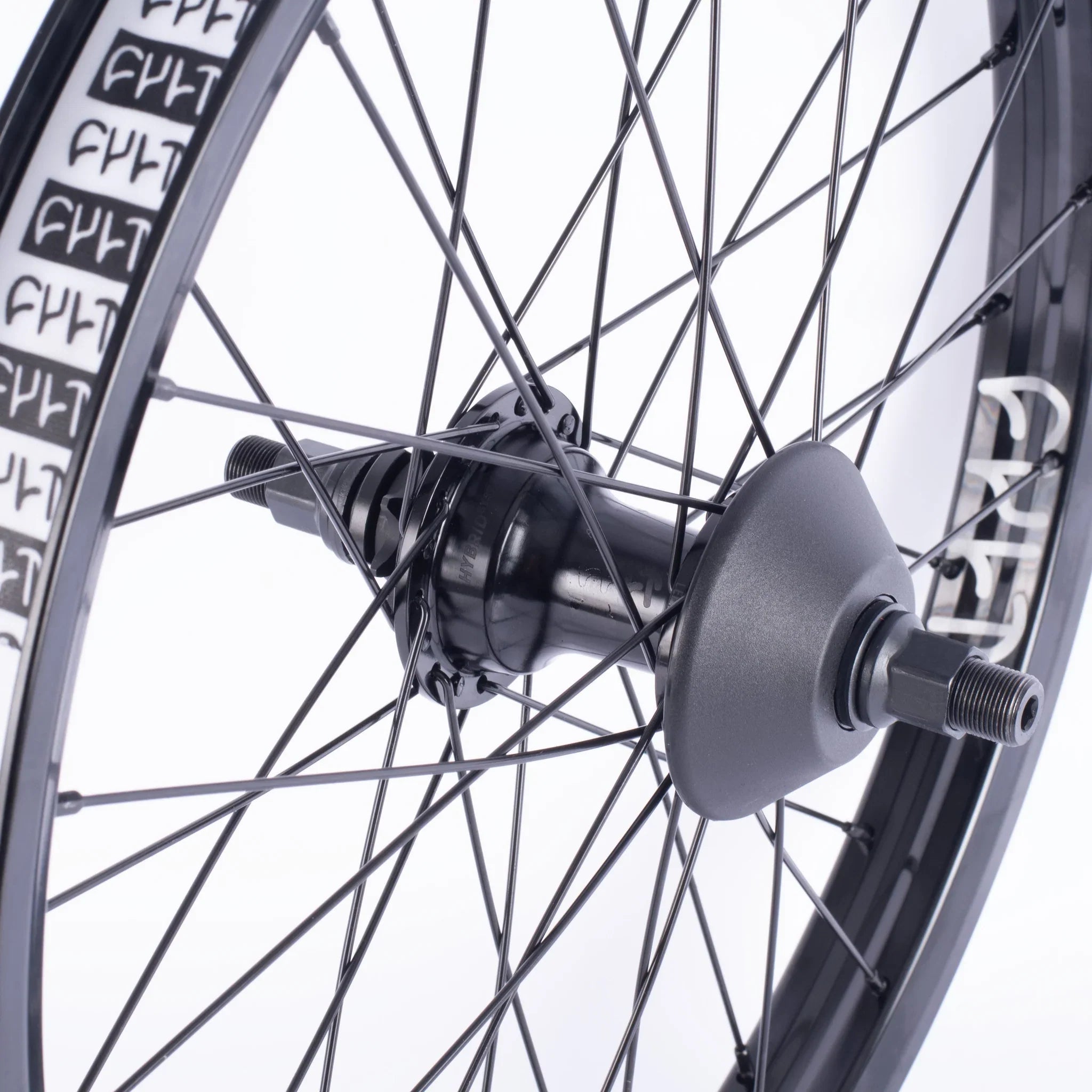 Cult LHD Hybrid Match V2 Wheel - Black 9 Tooth