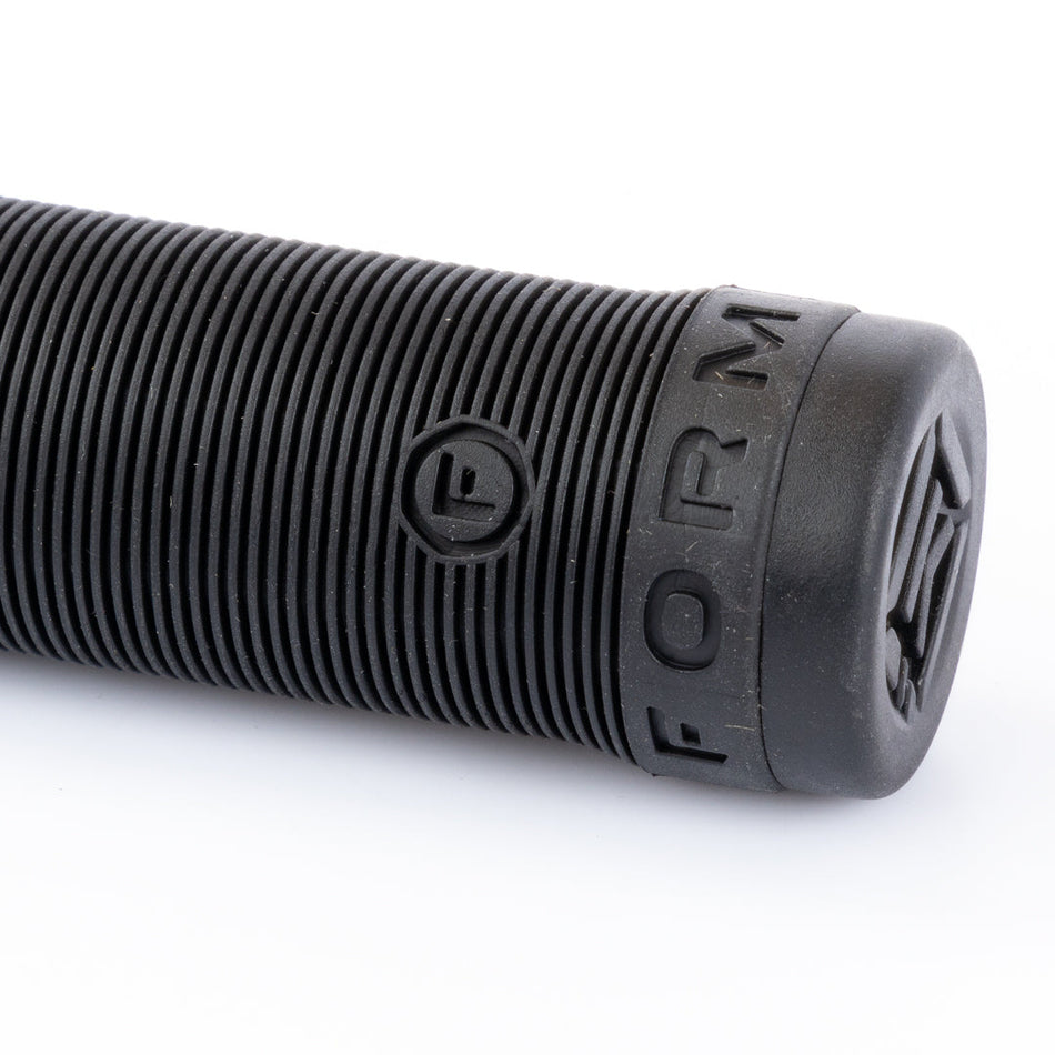 Kink Form Flangeless Grips - Black | BMX